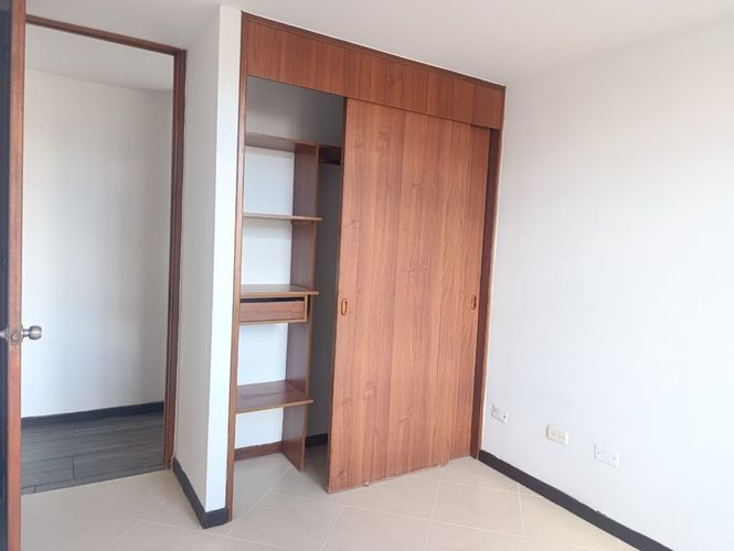 Apartamento de 3 alcobas en arriendo en El Diamante No. 2, Medellín, 76 m² · foto 12 de 16