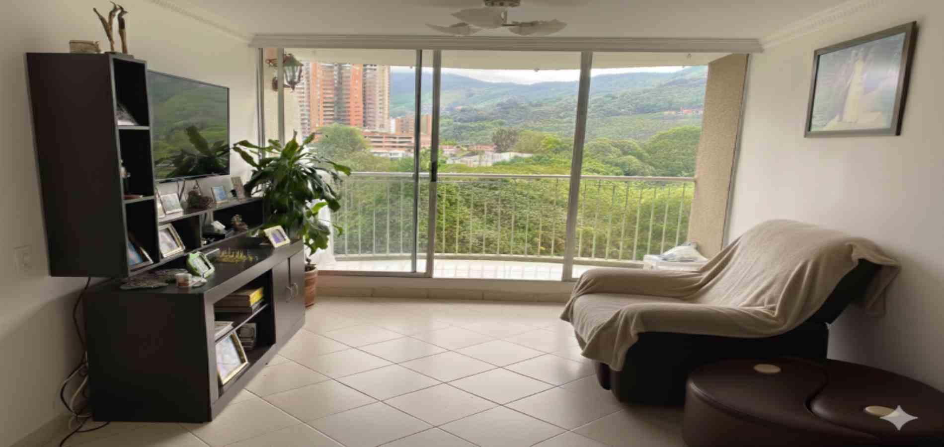 Apartamento en venta en Suramérica, Itagüí · foto 2 de 5
