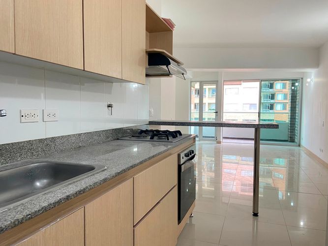 Apartamento de 2 alcobas en arriendo en Vegas De La Doctora, Sabaneta, 77 m² · foto 2 de 18