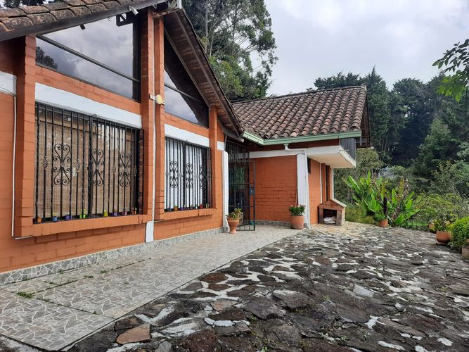 Finca en venta en San Cristobal, Medellín, 9400 m² · foto 2 de 24
