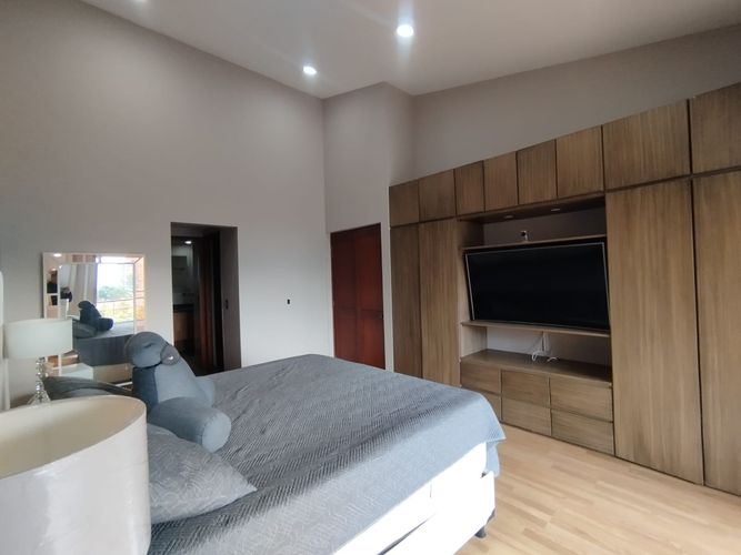Casa de 3 alcobas en arriendo en El Poblado, Medellín, 400 m² · foto 16 de 20
