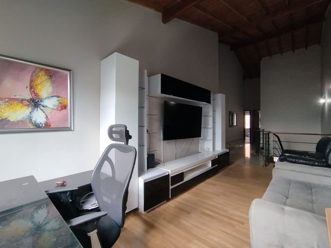 Casa de 3 alcobas en arriendo en El Poblado, Medellín, 400 m² · foto 18 de 20