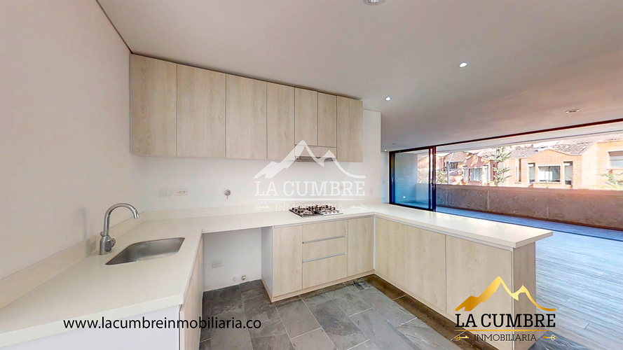 Apartamento de 3 alcobas en arriendo en Loma Benedictinos, Medellín, 165 m² · foto 8 de 16