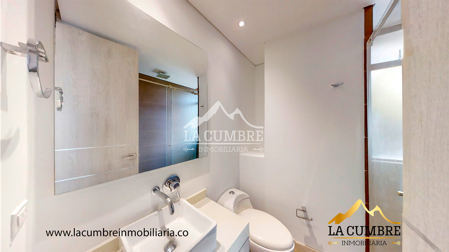 Apartamento de 3 alcobas en arriendo en Loma Benedictinos, Medellín, 165 m² · foto 13 de 16