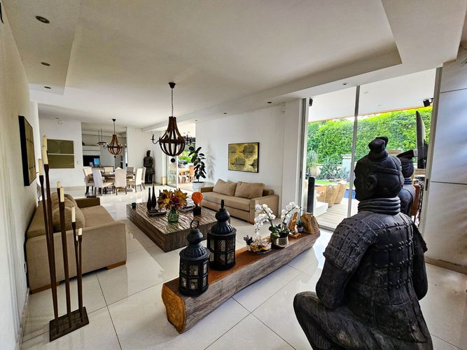 Casa de 4 alcobas en venta en Cr. Golf Club, Ibagué, 520 m² · foto 5 de 24