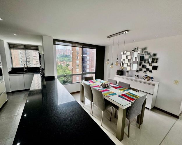 Apartamento de 3 alcobas en venta en Cumbres, Envigado, 120 m² · foto 7 de 19