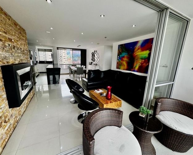 Apartamento de 3 alcobas en venta en Cumbres, Envigado, 120 m² · foto 3 de 19