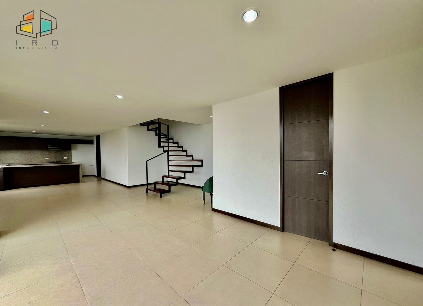 Apartamento en venta en Altos Del Poblado, Medellín · foto 5 de 24