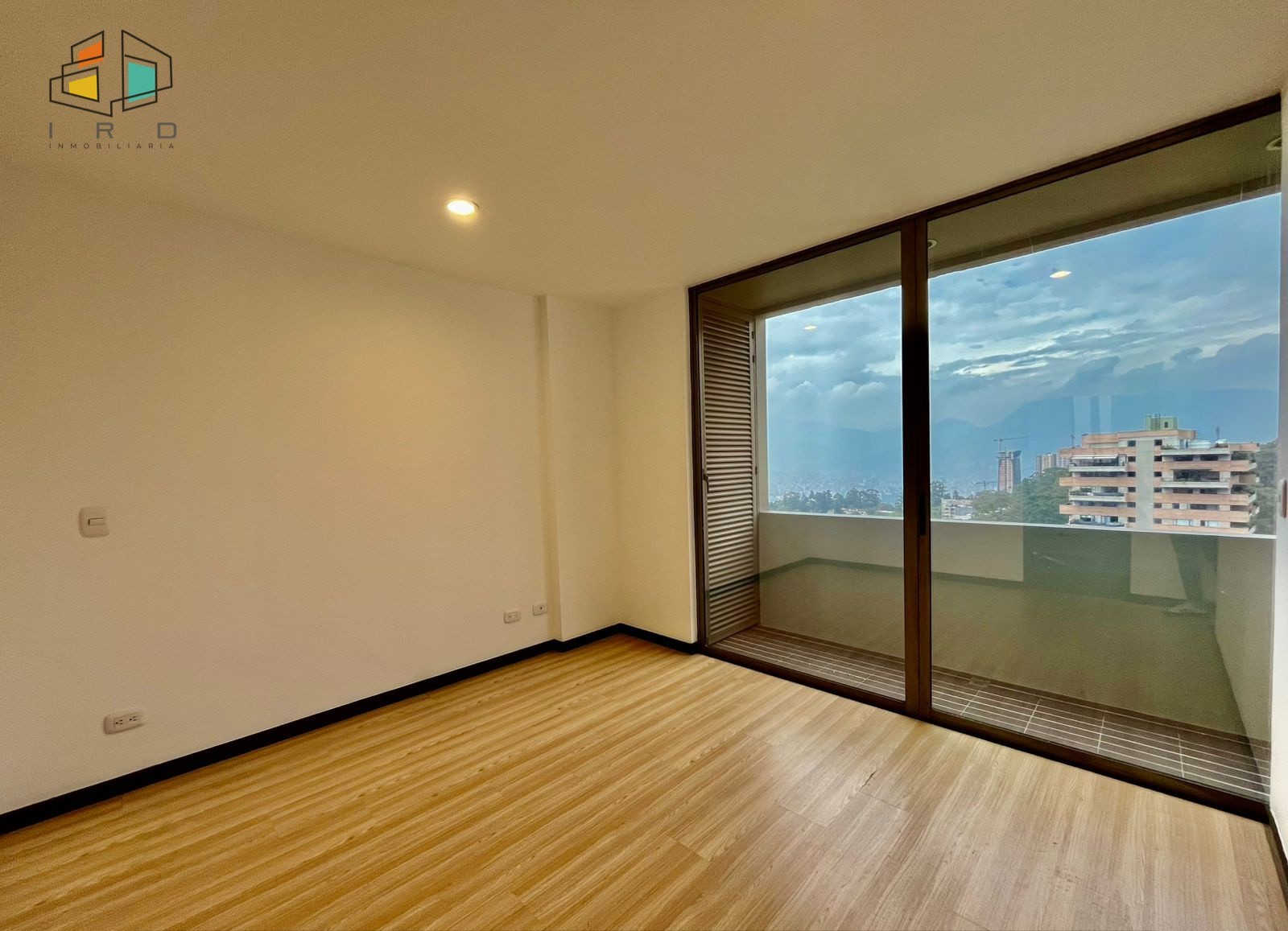 Apartamento en venta en Altos Del Poblado, Medellín · foto 12 de 24