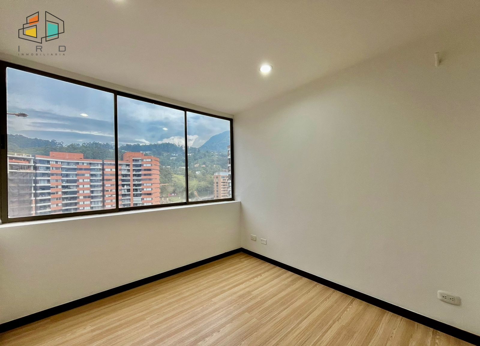Apartamento en venta en Altos Del Poblado, Medellín · foto 15 de 24