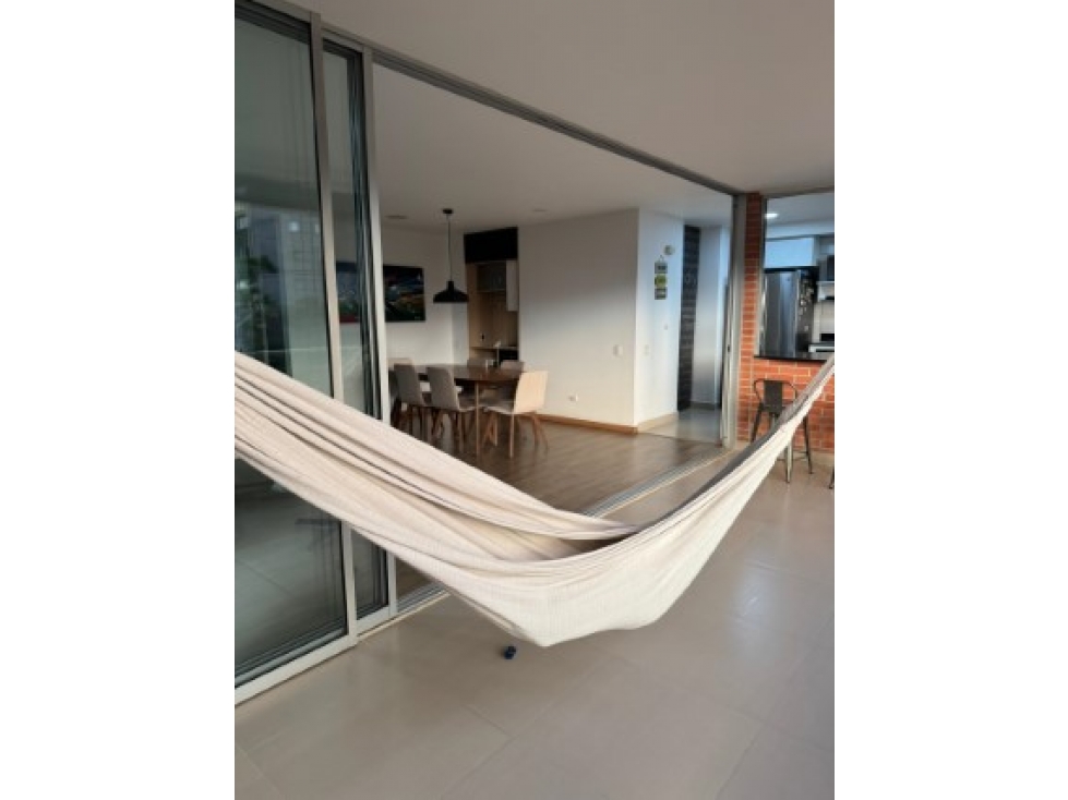 Apartamento en venta en El Poblado, Medellín 3