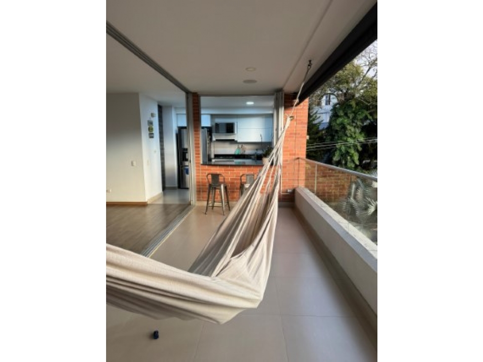 Apartamento en venta en El Poblado, Medellín 4