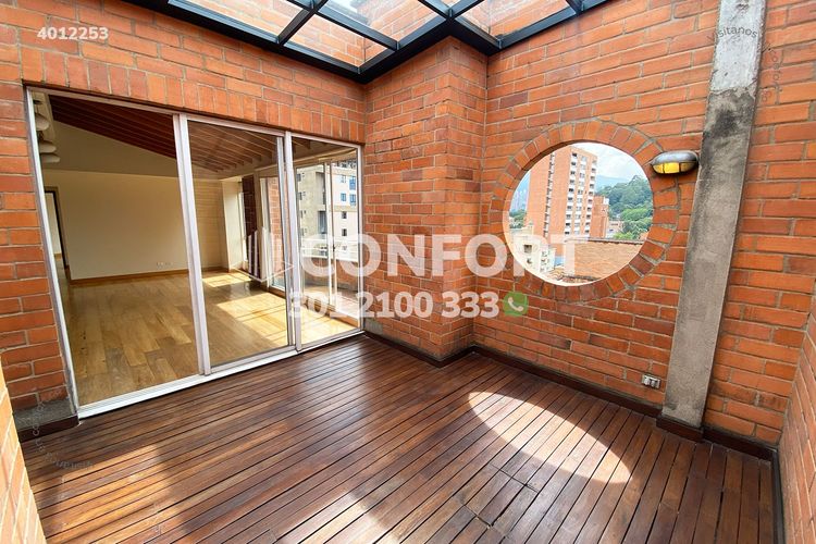 Apartamento de 2 alcobas en arriendo en Conquistadores, Medellín, 134 m² · foto 6 de 19