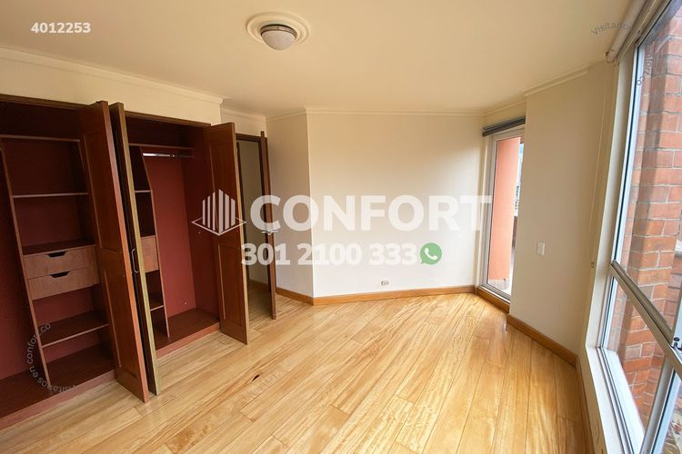 Apartamento de 2 alcobas en arriendo en Conquistadores, Medellín, 134 m² · foto 10 de 19