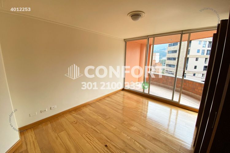 Apartamento de 2 alcobas en arriendo en Conquistadores, Medellín, 134 m² · foto 14 de 19
