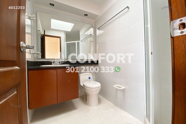 Apartamento de 2 alcobas en arriendo en Conquistadores, Medellín, 134 m² · foto 17 de 19