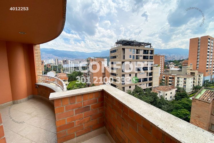 Apartamento de 2 alcobas en arriendo en Conquistadores, Medellín, 134 m² · foto 18 de 19