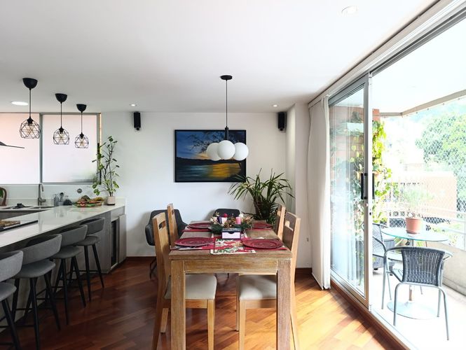 Apartamento de 2 alcobas en arriendo en El Poblado, Medellín, 115 m² · foto 5 de 20