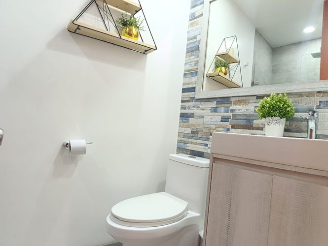 Apartamento de 2 alcobas en arriendo en El Poblado, Medellín, 115 m² · foto 19 de 20