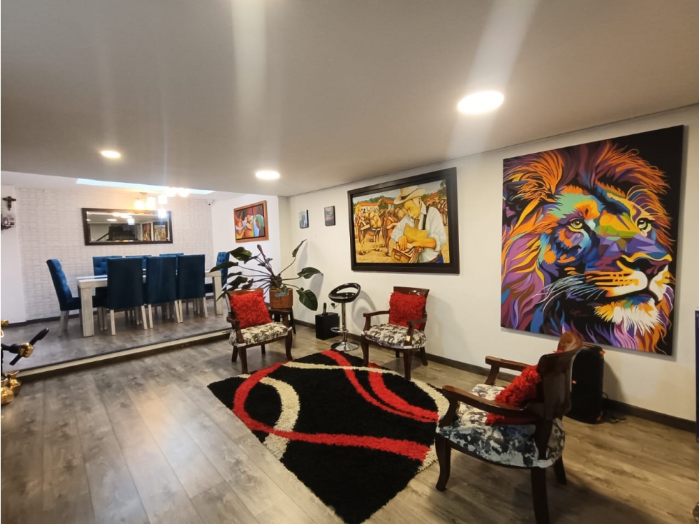 Casa en venta en La Floresta, Bogotá · foto 3 de 24