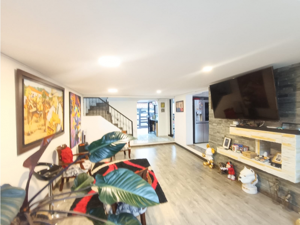 Casa en venta en La Floresta, Bogotá · foto 7 de 24