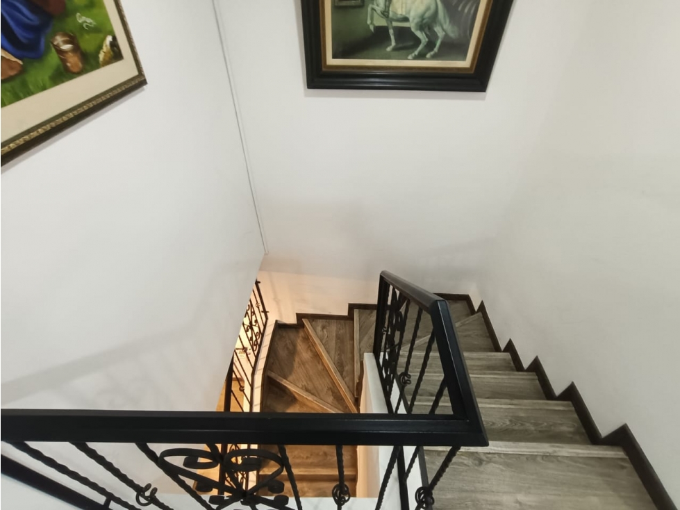 Casa en venta en La Floresta, Bogotá · foto 12 de 24
