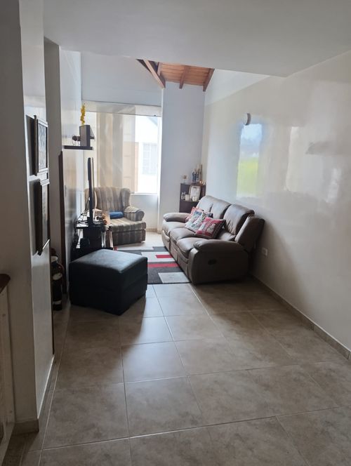 Casa de 4 alcobas en venta en Cañaveral, Floridablanca, 160 m² · foto 11 de 16
