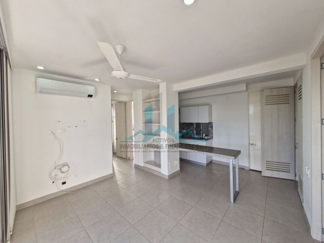 Apartamento de 3 alcobas en venta en Ricaurte, 64 m² · foto 2 de 24