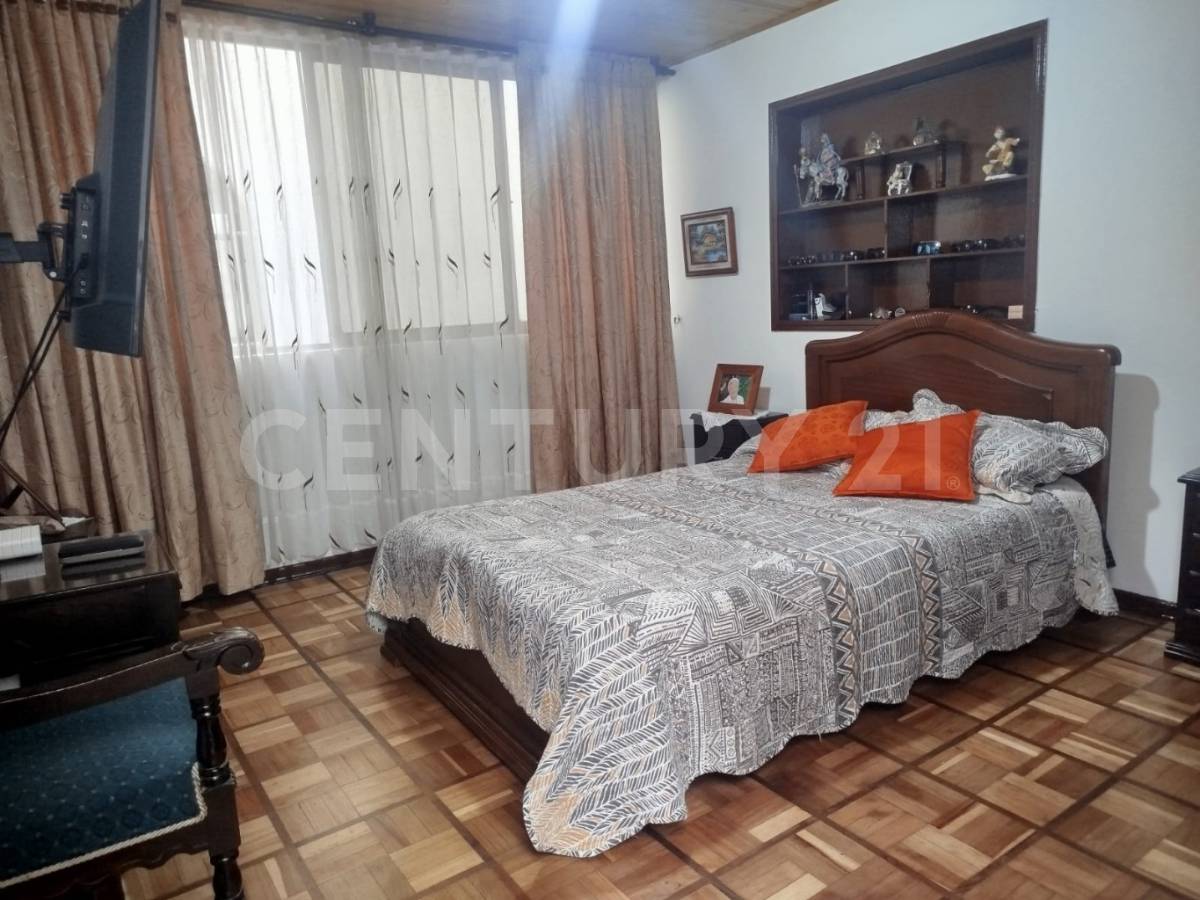 Casa en venta en Santa Isabel, Bogotá · foto 10 de 22