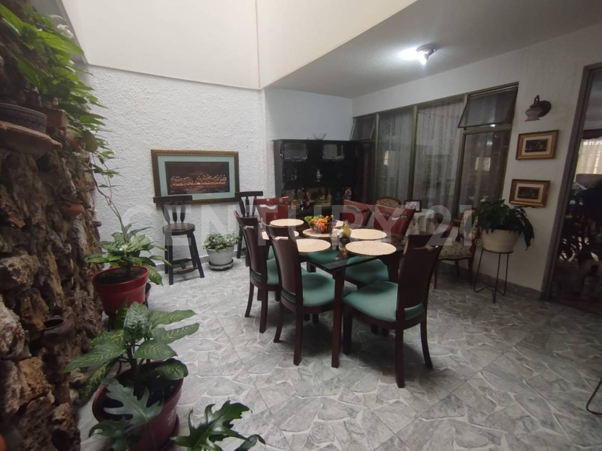 Casa en venta en Santa Isabel, Bogotá · foto 16 de 22