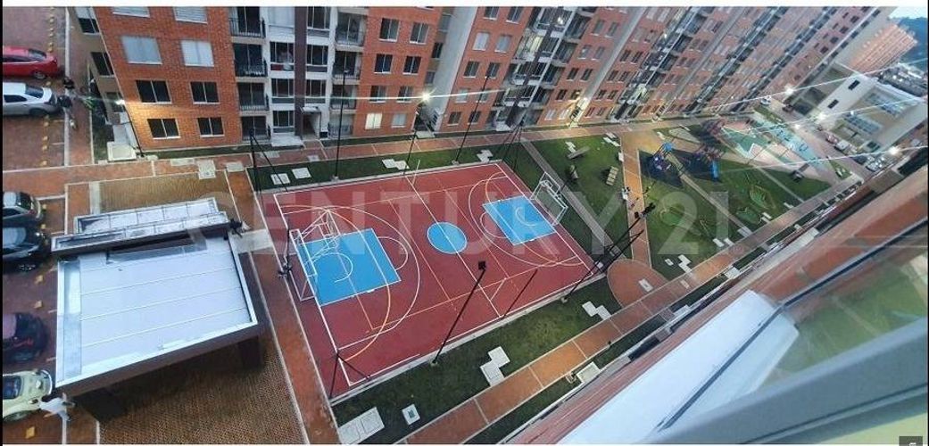 Apartamento de 3 alcobas en venta en El Sosiego, Madrid, 60 m² · foto 2 de 20