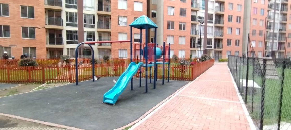 Apartamento de 3 alcobas en venta en El Sosiego, Madrid, 60 m² · foto 20 de 20