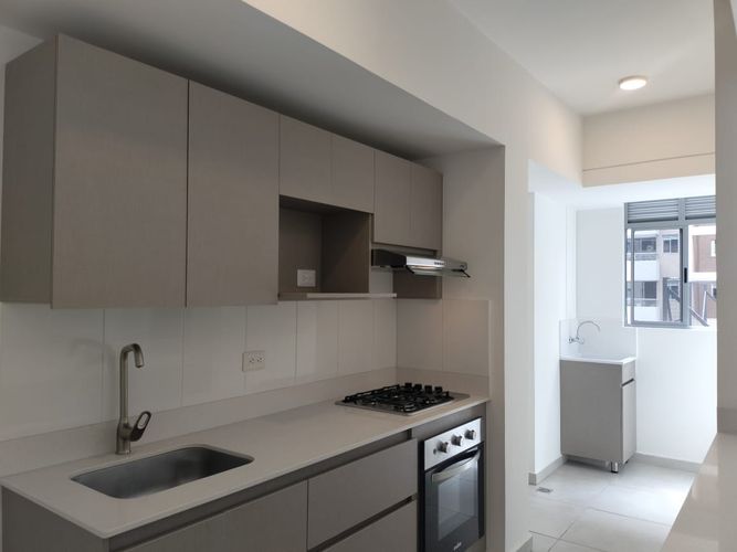 Apartamento de 3 alcobas en arriendo en Otraparte, Envigado, 81 m² · foto 3 de 16