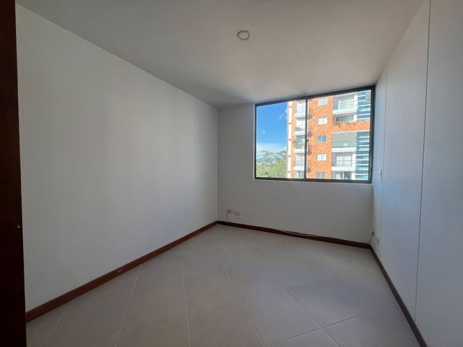 Apartamento de 3 alcobas en arriendo en Loma Benedictinos, Medellín, 75 m² · foto 5 de 17
