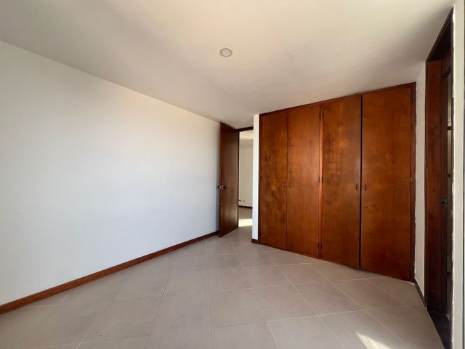 Apartamento de 3 alcobas en arriendo en Loma Benedictinos, Medellín, 75 m² · foto 3 de 17