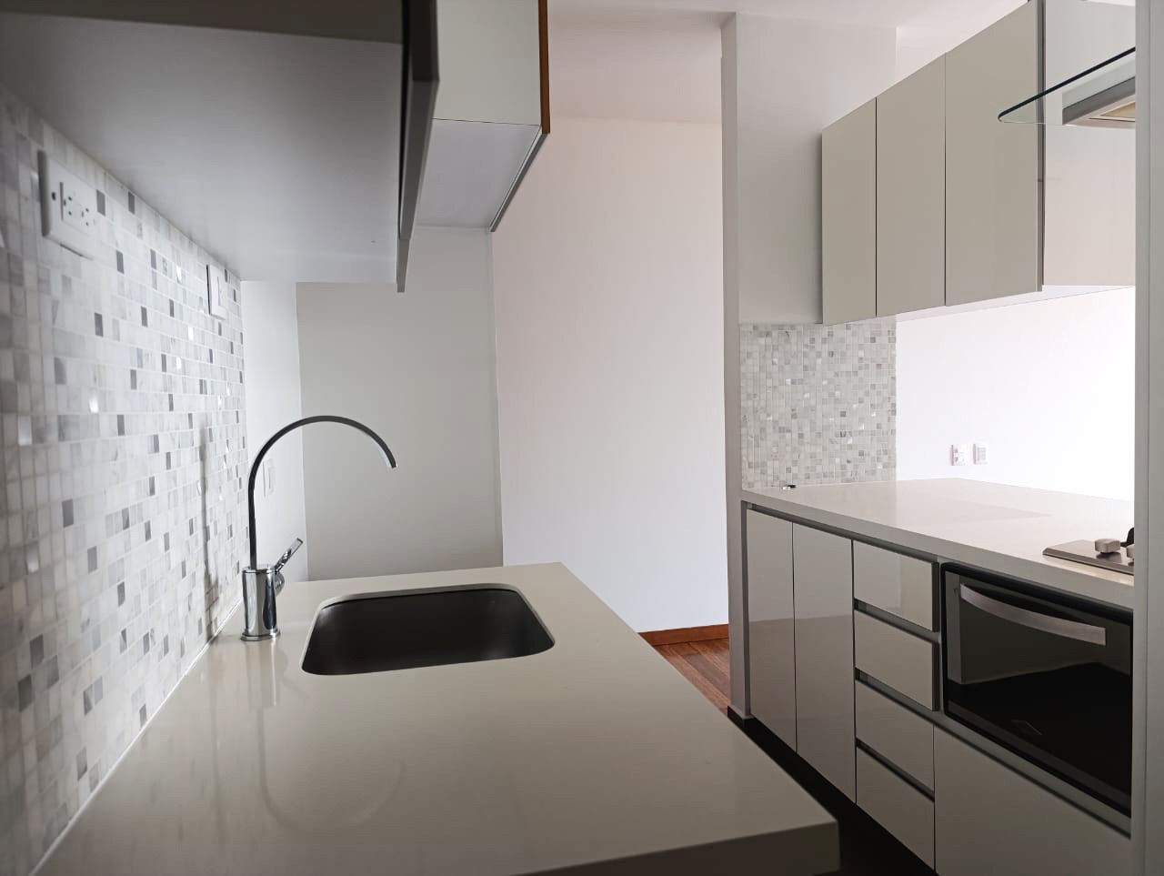 Apartamento en arriendo en El Tesoro, Medellín · foto 13 de 16