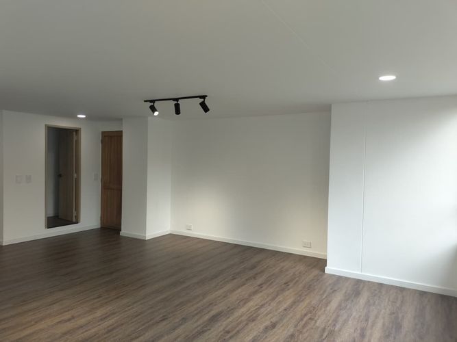 Apartamento de 3 alcobas en venta en El Poblado, Medellín, 140 m² · foto 3 de 20