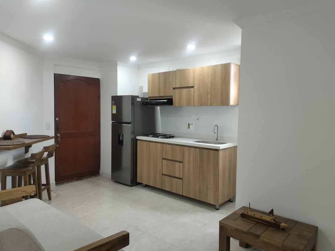 Apartamento en venta en El Poblado, Medellín · foto 2 de 14