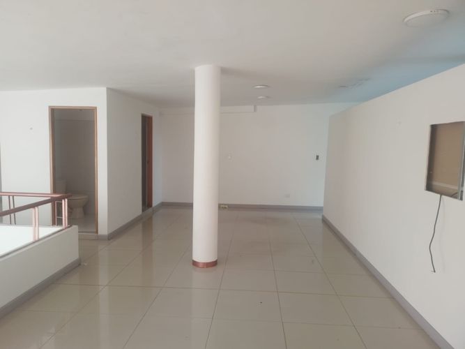Local en arriendo en Laureles, Medellín, 22 m² · foto 8 de 13