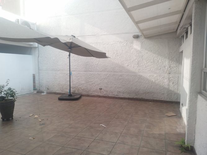 Local en arriendo en Laureles, Medellín, 22 m² · foto 11 de 13