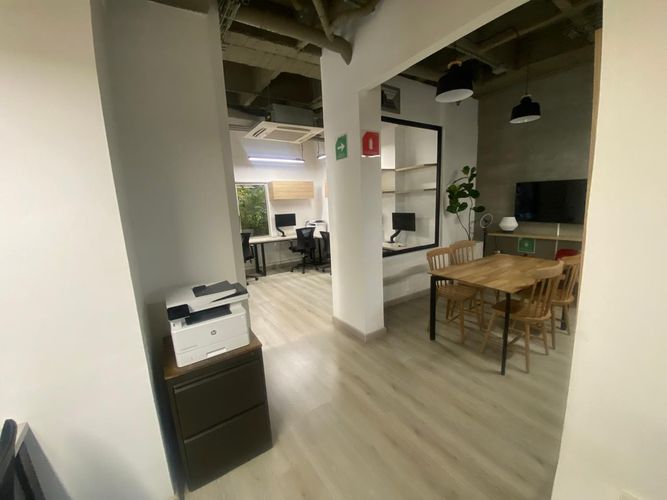 Oficina en arriendo en El Poblado, Medellín, 75 m² · foto 14 de 17