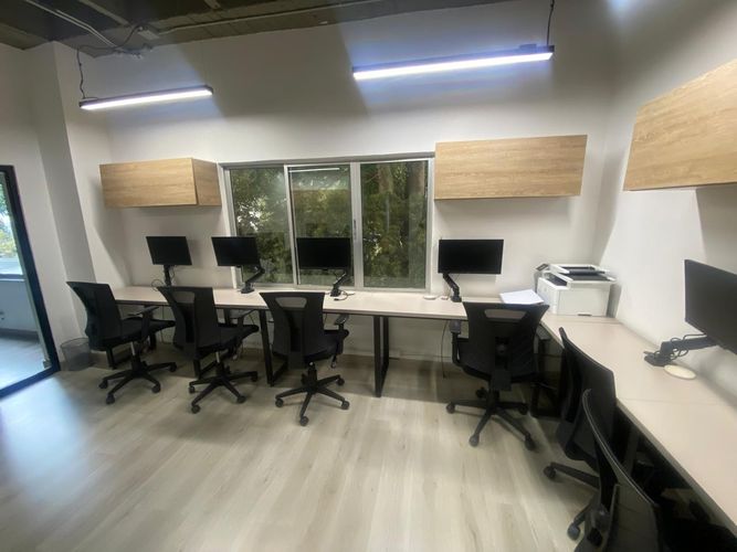 Oficina en arriendo en El Poblado, Medellín, 75 m² · foto 11 de 17
