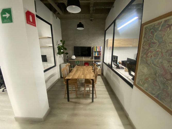 Oficina en arriendo en El Poblado, Medellín, 75 m² · foto 9 de 17