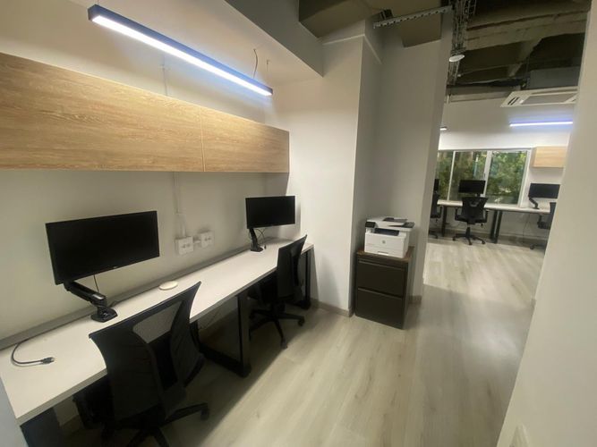 Oficina en arriendo en El Poblado, Medellín, 75 m² · foto 12 de 17