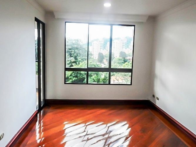 Apartamento de 4 alcobas en arriendo en El Poblado, Medellín, 180 m² · foto 8 de 18
