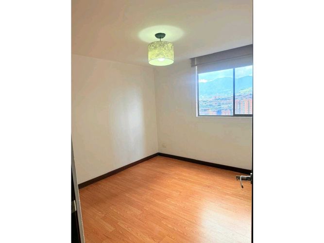 Apartamento de 3 alcobas en arriendo en Santa Maria De Los Angeles, Medellín, 108 m² · foto 7 de 16