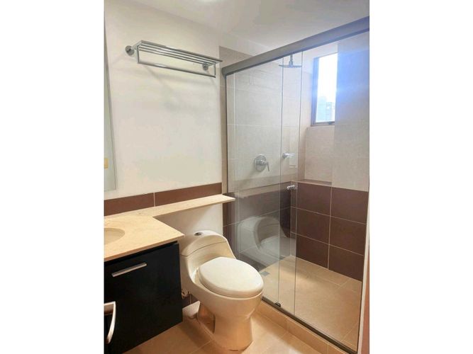 Apartamento de 3 alcobas en arriendo en Santa Maria De Los Angeles, Medellín, 108 m² · foto 9 de 16