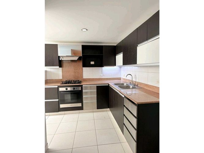 Apartamento de 3 alcobas en arriendo en Santa Maria De Los Angeles, Medellín, 108 m² · foto 15 de 16