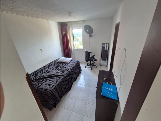 Apartamento de 5 alcobas en venta en La Colina Campestre, Floridablanca, 125 m² · foto 21 de 24