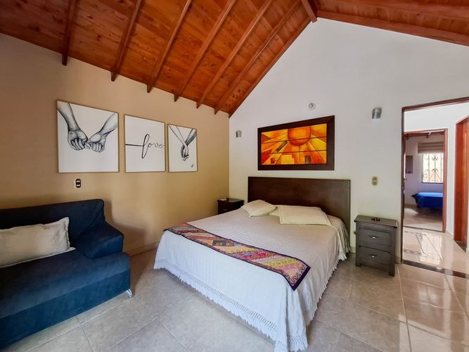 Casa de 3 alcobas en venta en San Antonio De Pereira, Rionegro, 130 m² · foto 8 de 13